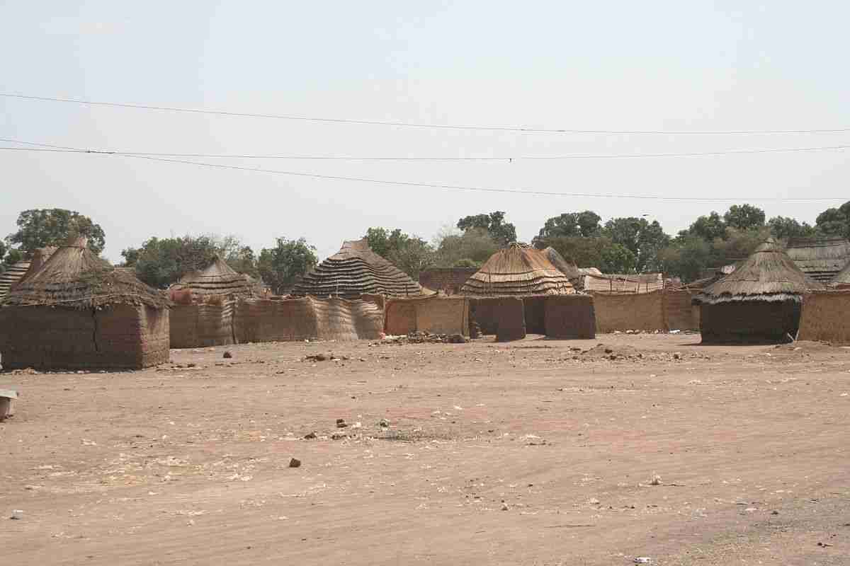 Sudan Aweil Hütten 2006