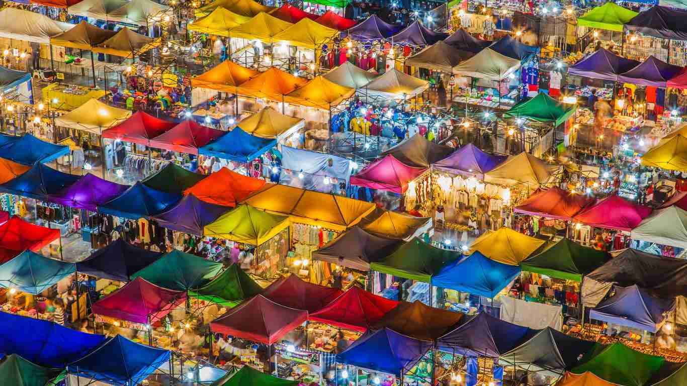 Hotels near Patpong Night Market, Bangkok - Amazing Deals on 560 Hotels