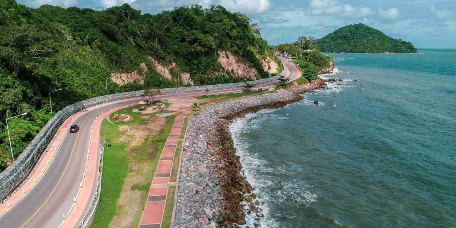 Chanthaburi coastal road