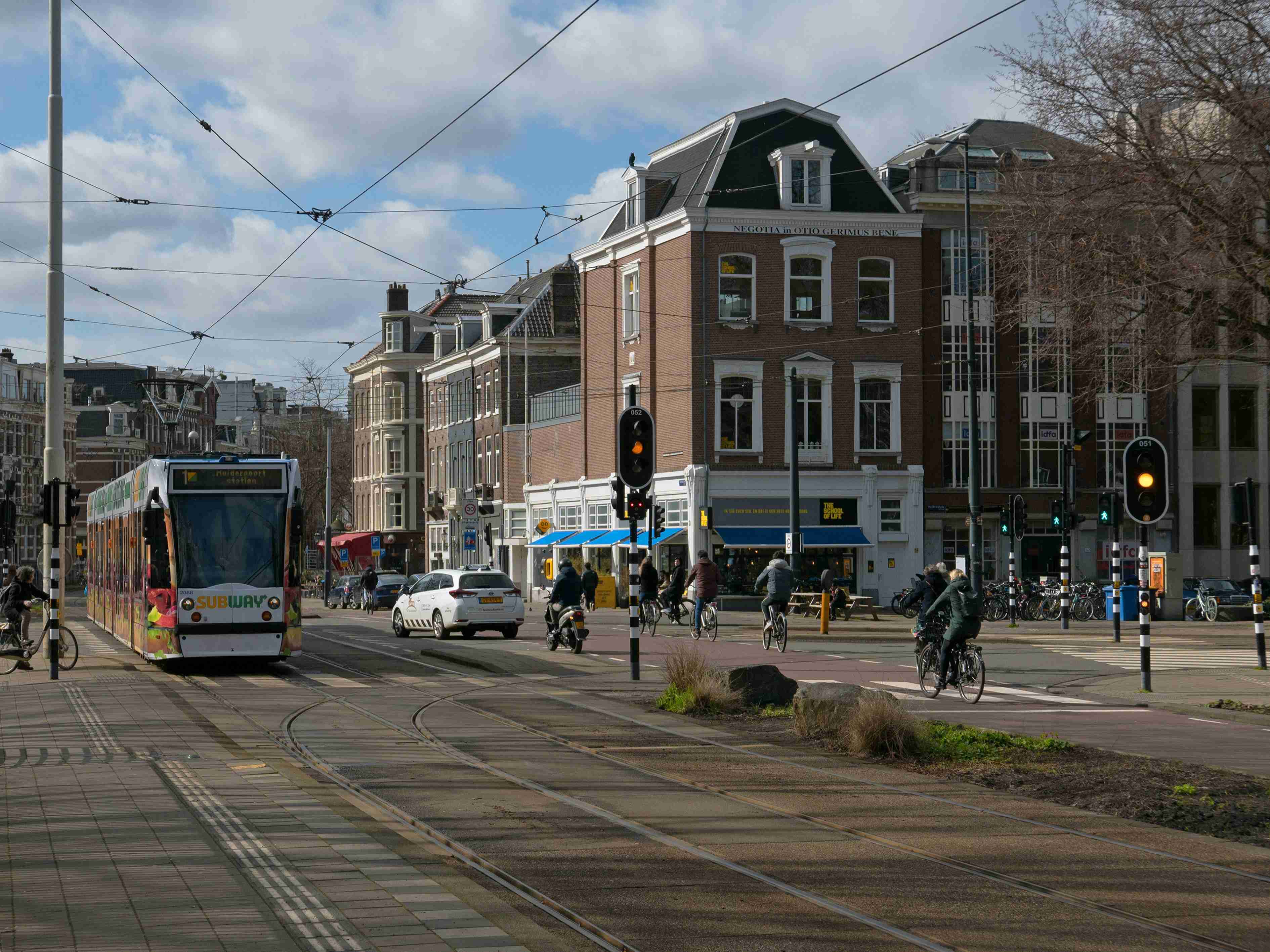 Best Car Insurance in Netherlands: Top 10 Picks for Drivers