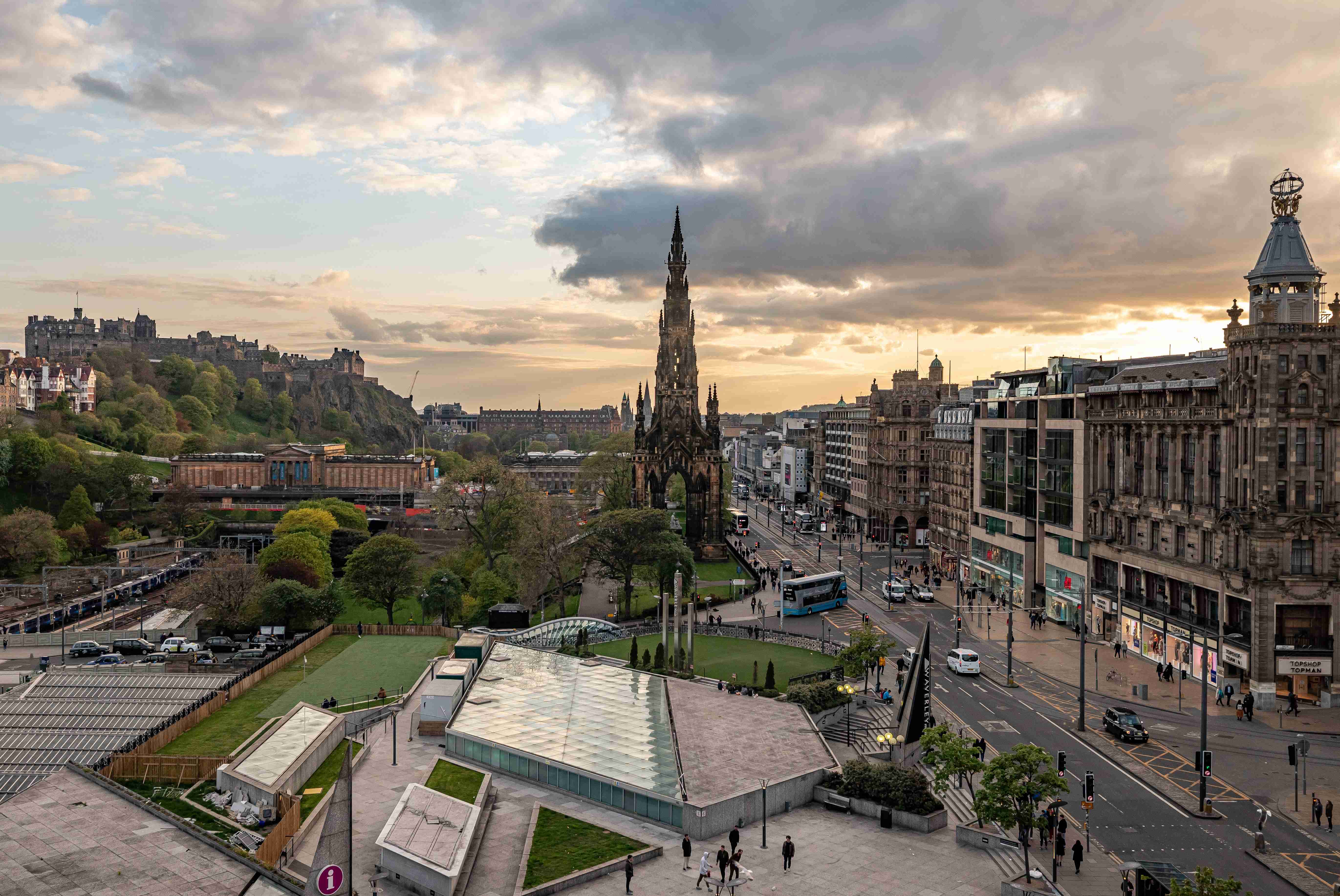 United Kingdom Dining Guide: Best Restaurants To Check Out