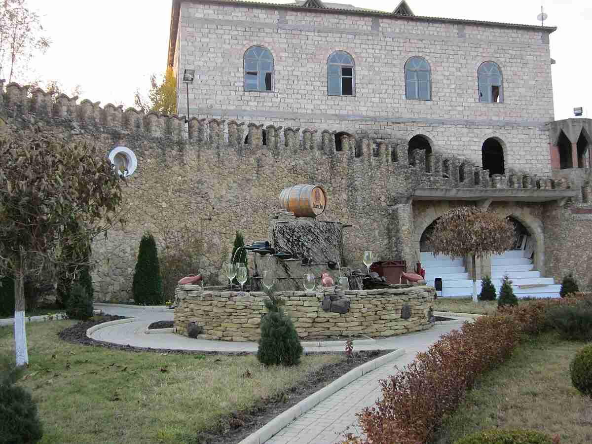 Moldova Cramele de Vinuri Milestii Mici în afara zonei