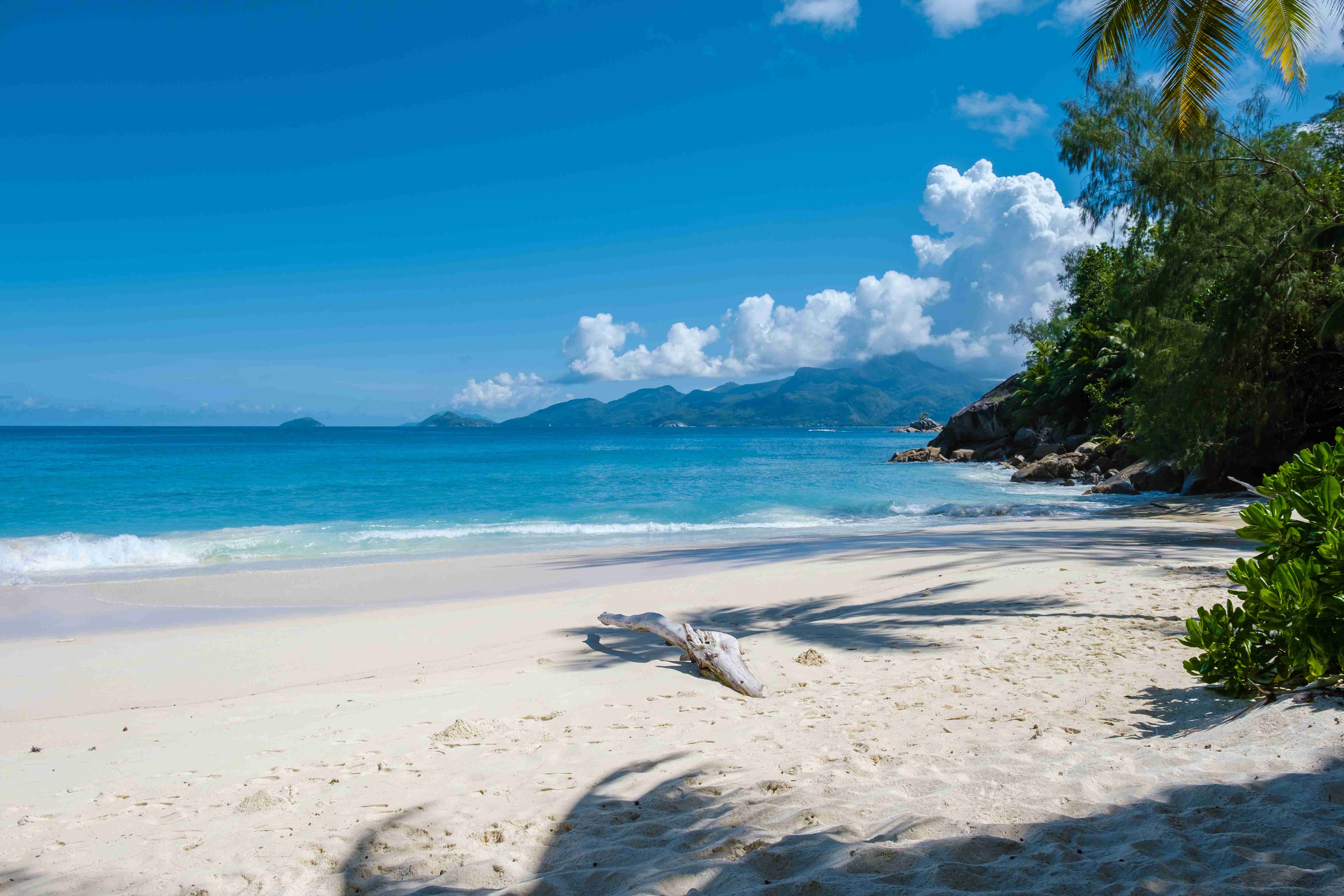 anse-intendance-part-mahe-seychelles