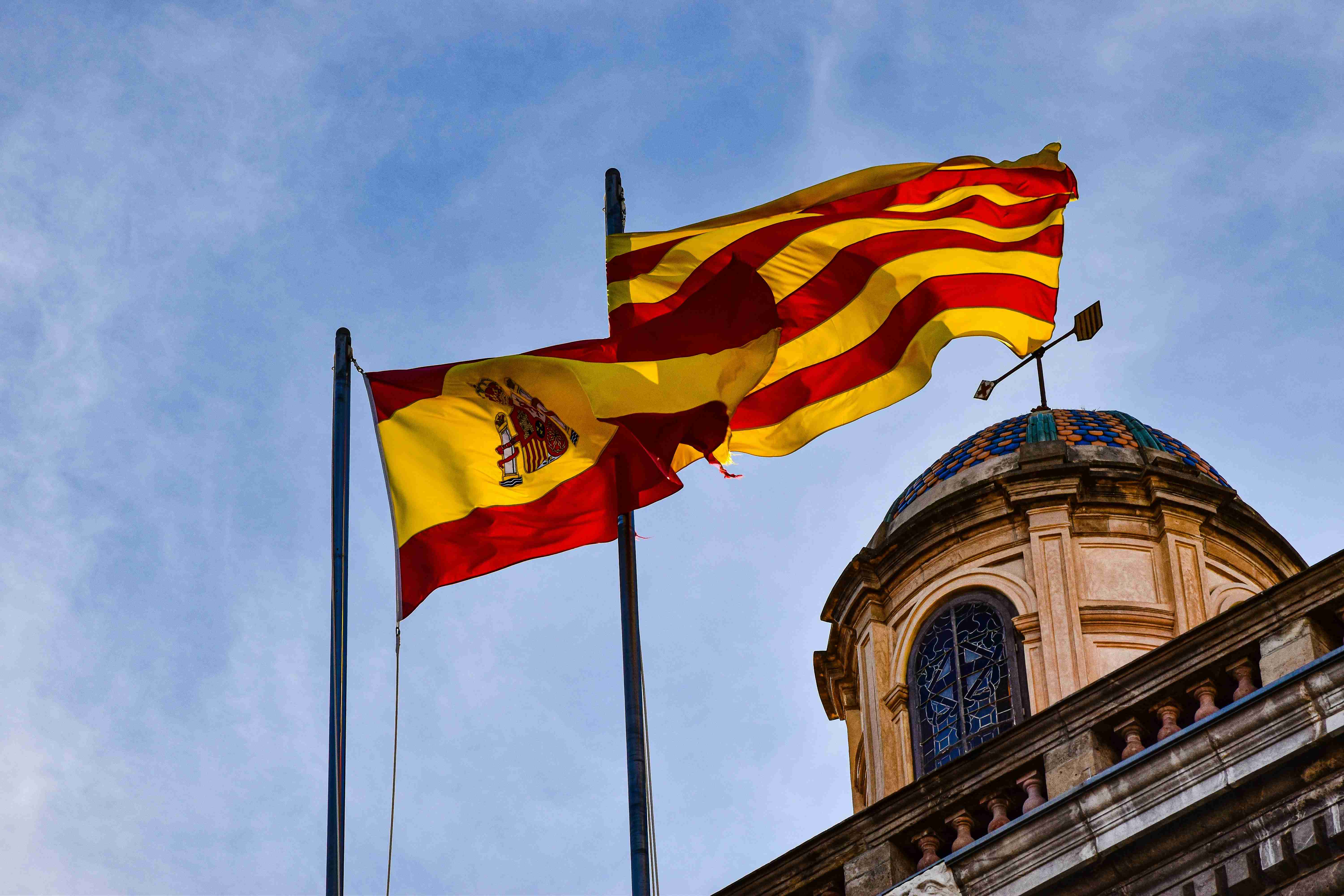 A New Way to Explore: Electric Car Rentals in Spain