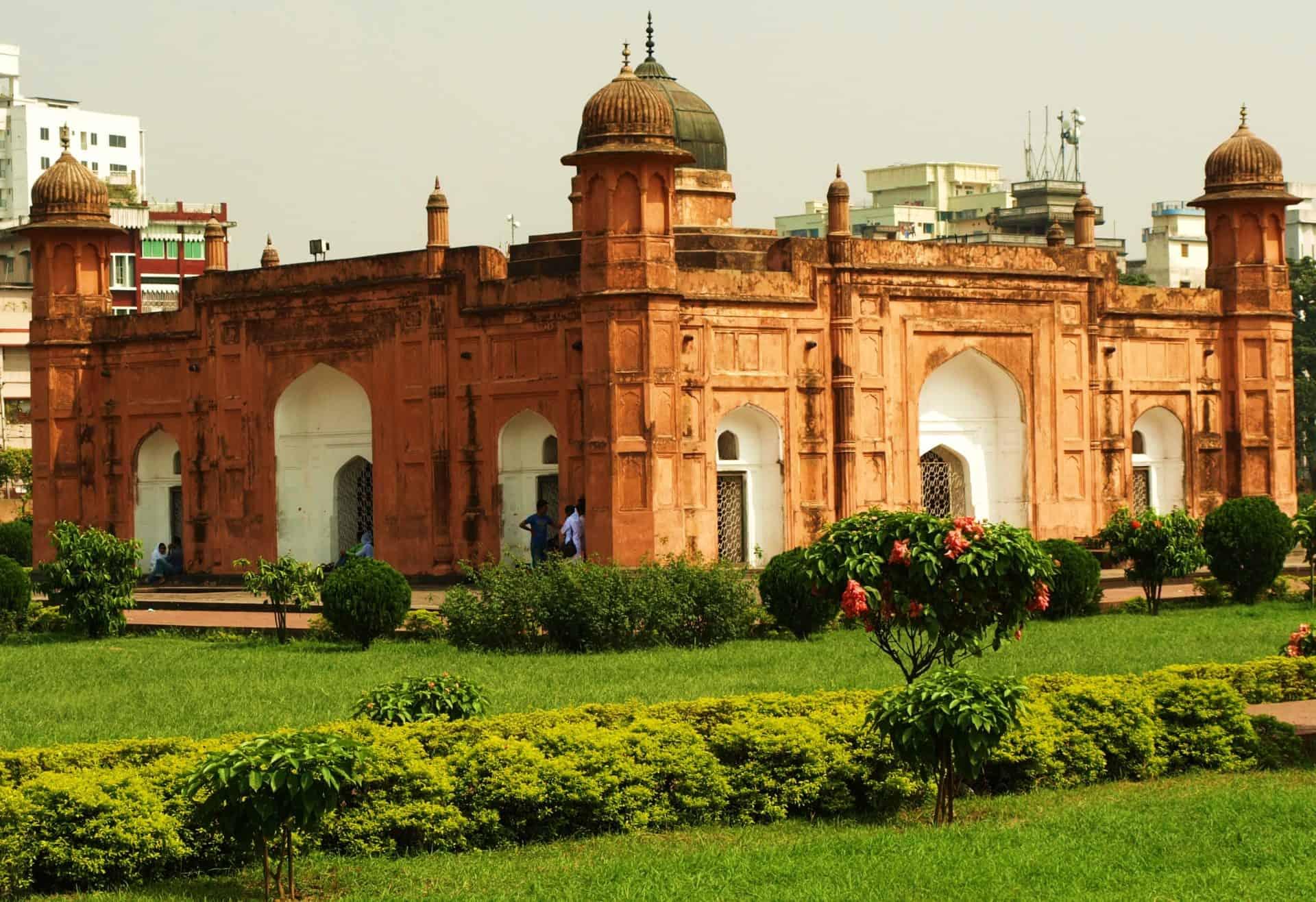 Best Restaurants To Check out in Bangladesh – Our Top 10 Picks