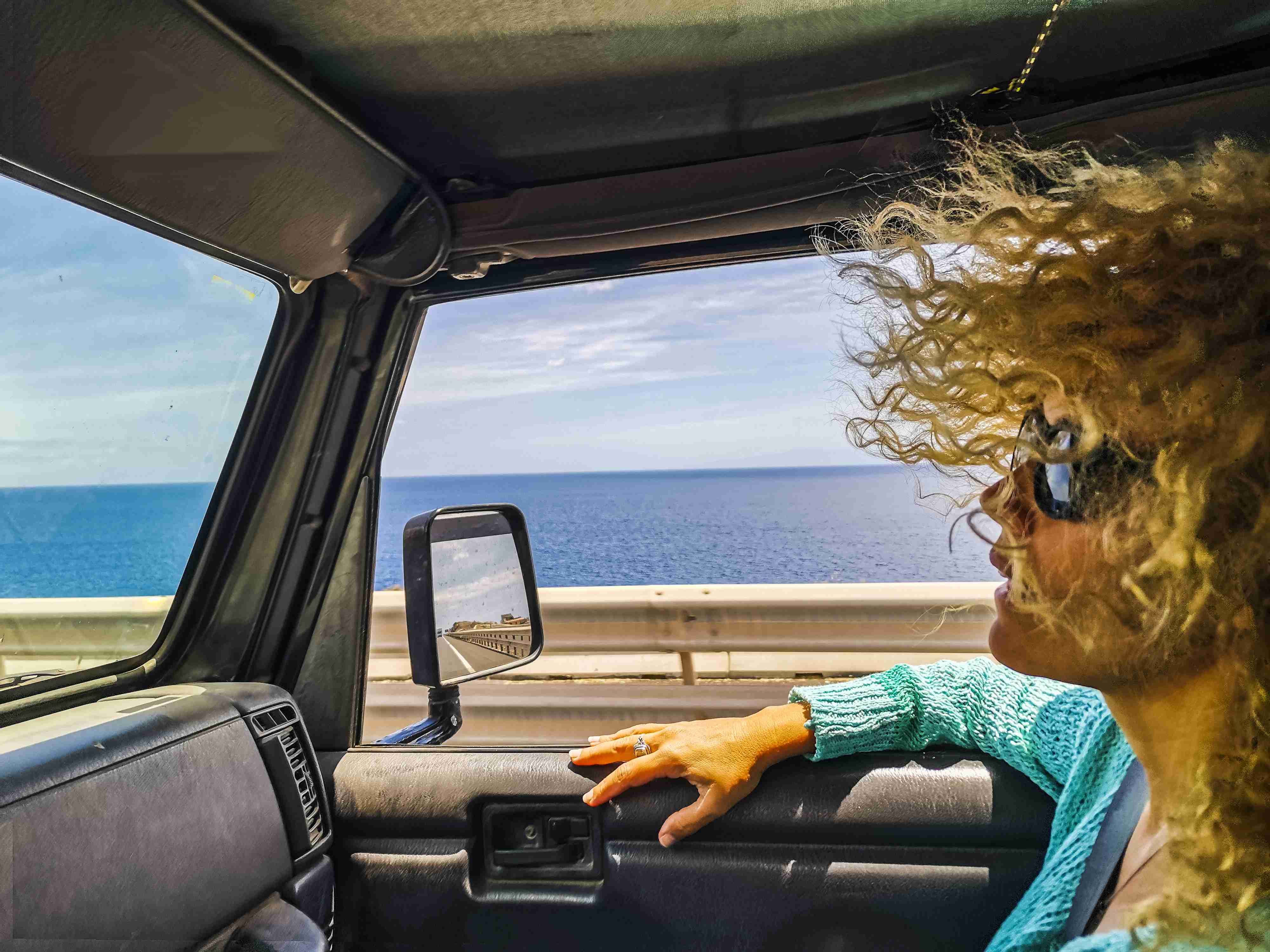 Concetto di viaggio in auto