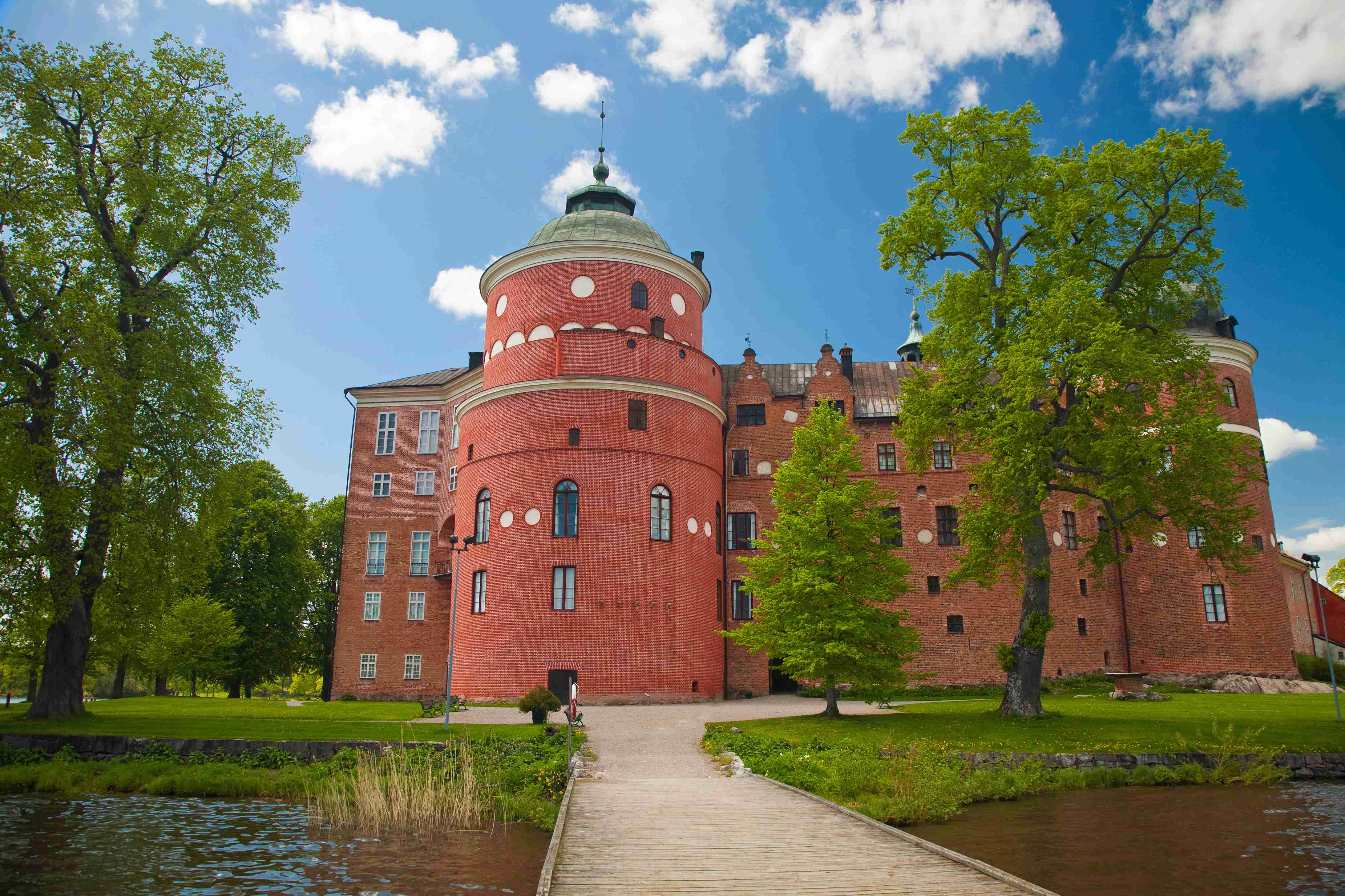 gripsholm-castle-view-in-sweden