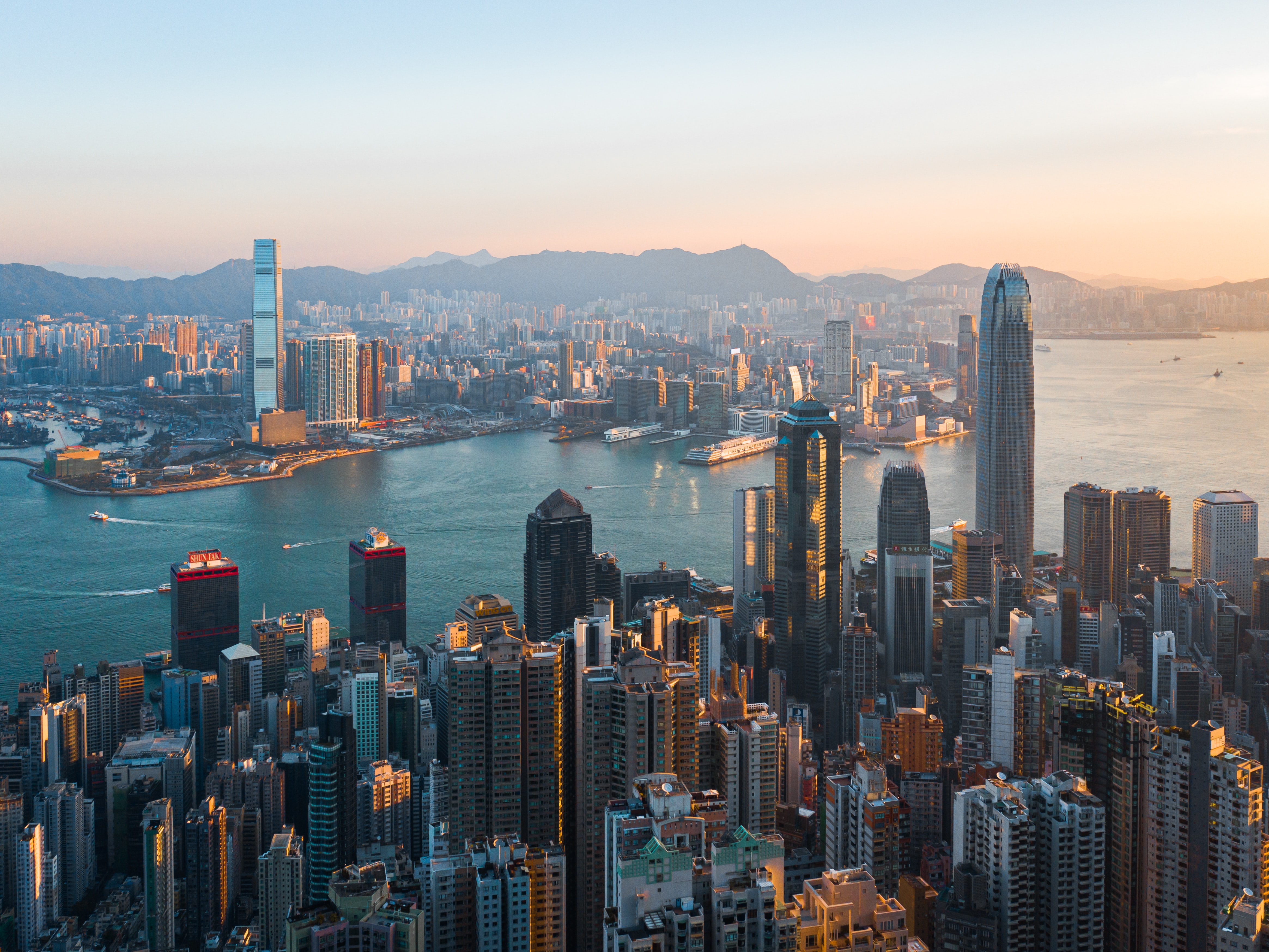 Renting a Car in Hong Kong: A Guide for Beginners