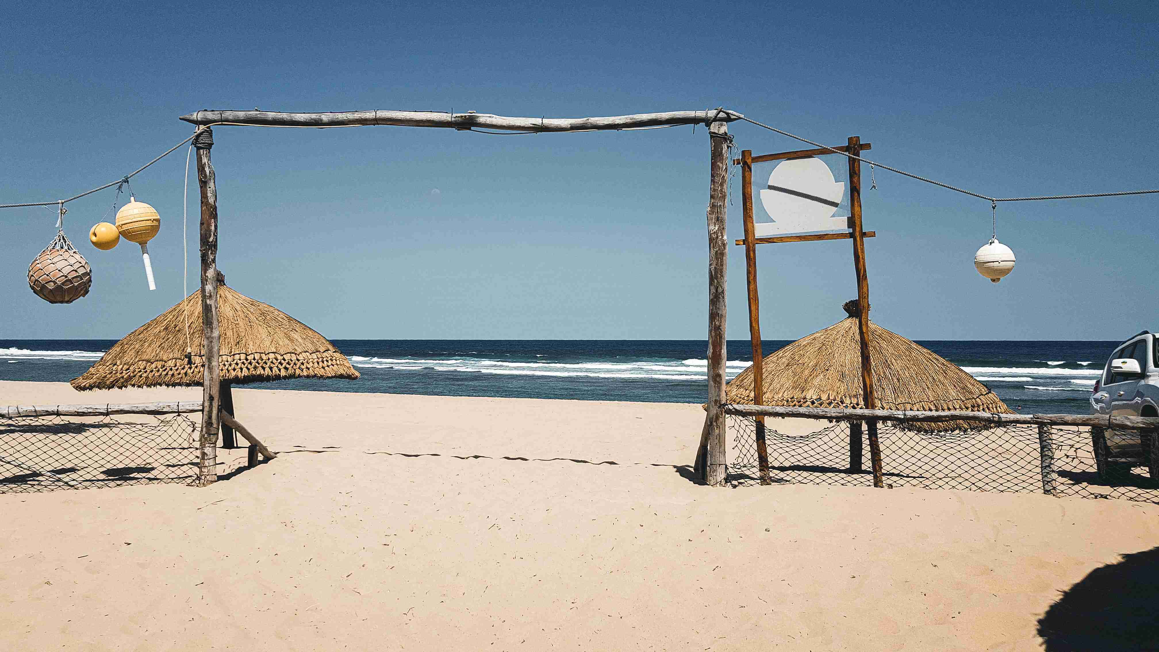 Mozambique Driving Guide