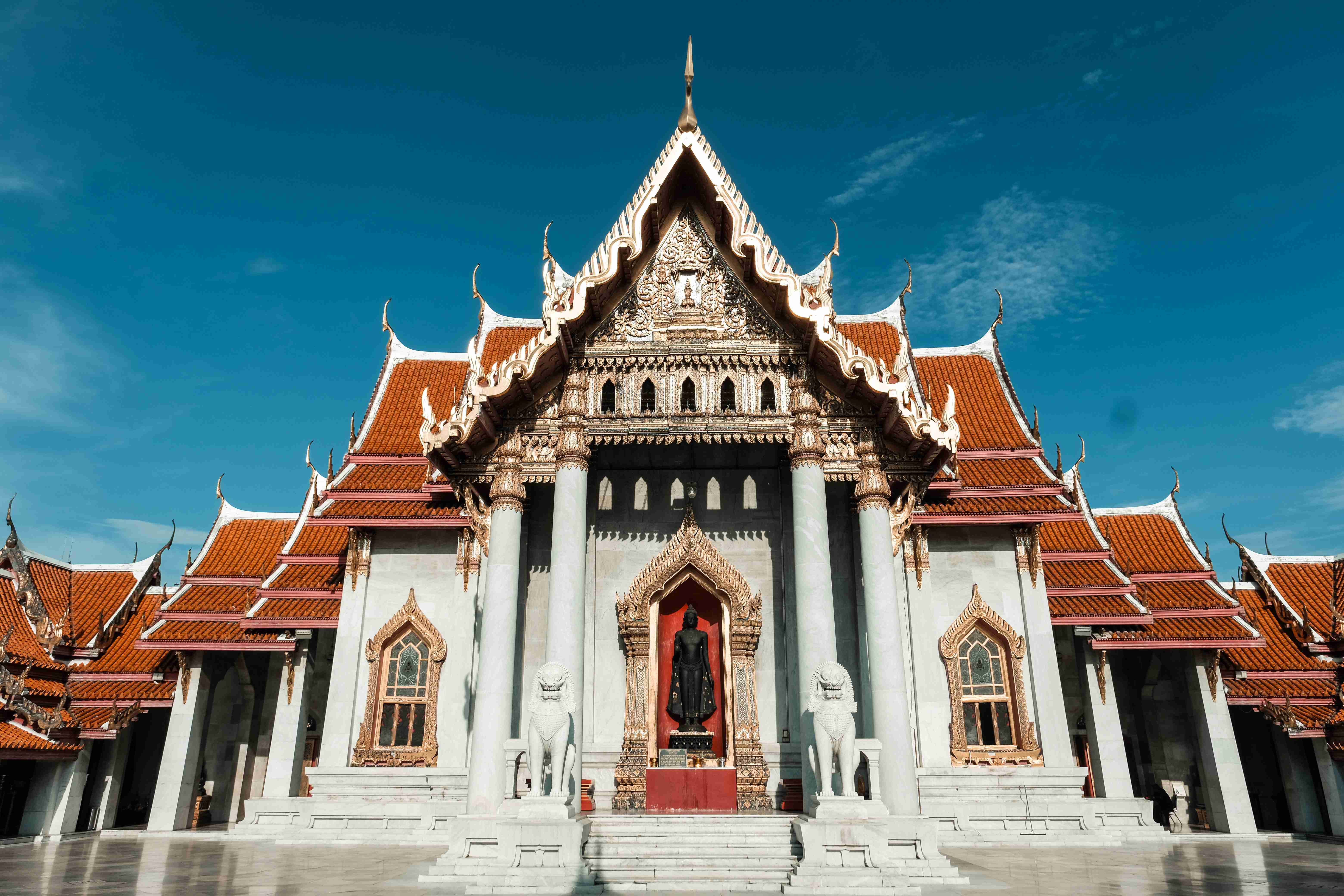 Driving in Thailand: What You Need to Know to Stay Safe and Legal