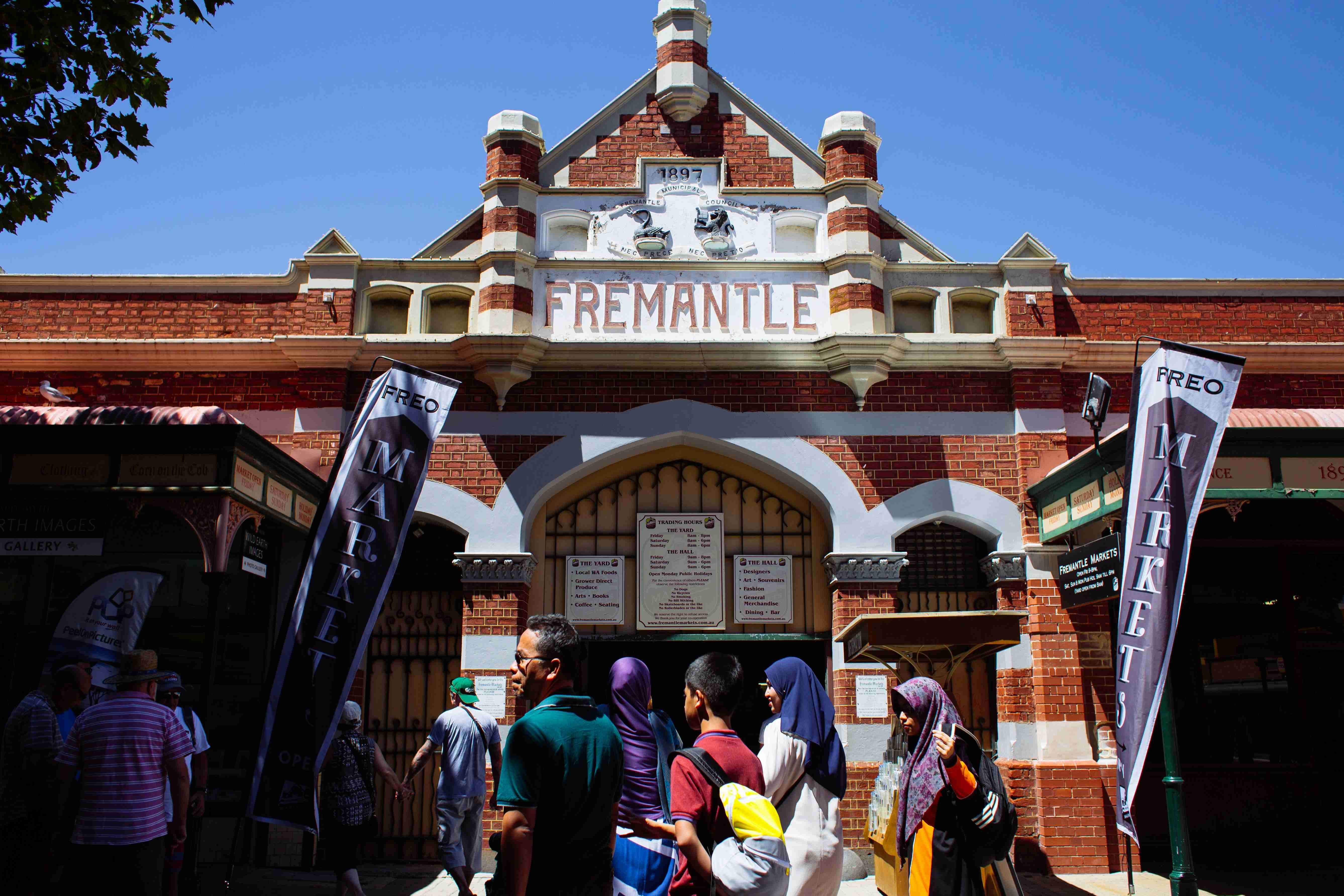 people-standing-in-front-of-fremantle-market