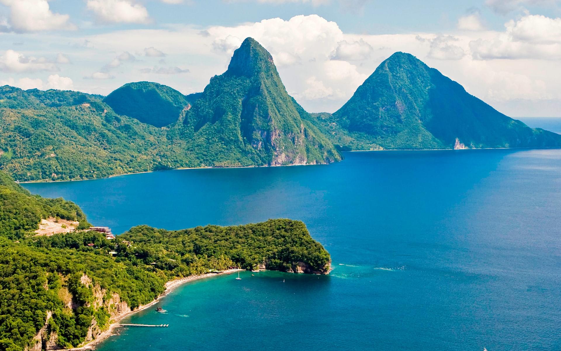 Saint Lucia Driving Guide
