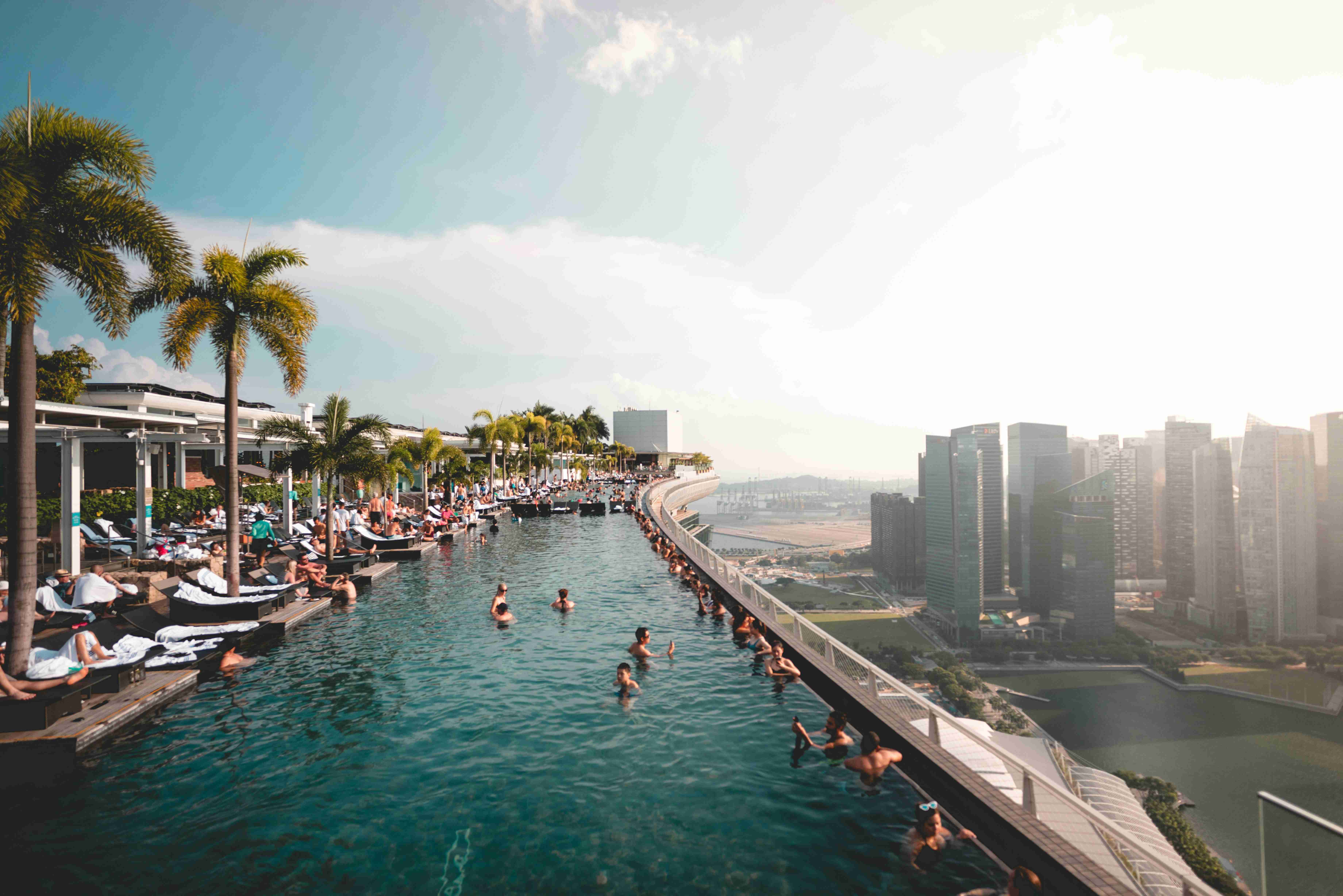 group-of-people-at-the-swimming-pool